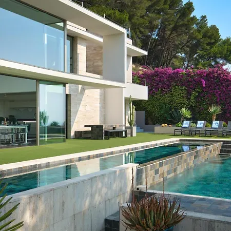 Villa Cannes - Modern With 180° Sea View *