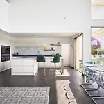 Cannes - Modern With 180° Sea View